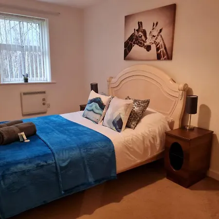 Patton Place, Warrington, 1 Bedroom, Safari Themed, High Speed Wifi, Smart Tv, Amazing Train Links, Secure Location, Hotel Vibe In A Home Great Sankey Exterior photo