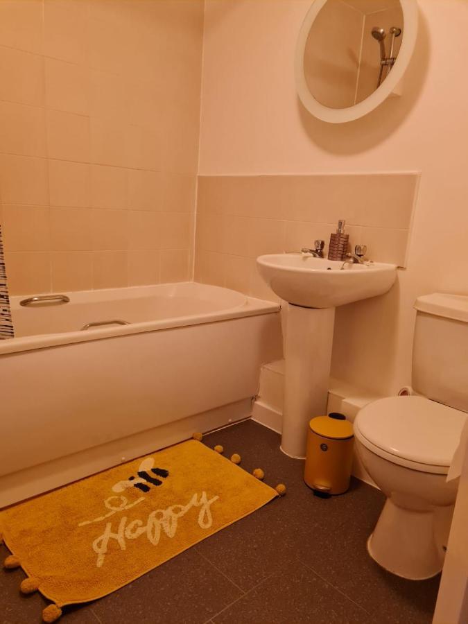 Appartement Patton Place, Warrington, 1 Bedroom, Safari Themed, High Speed Wifi, Smart Tv, Amazing Train Links, Secure Location, Vibe In A Great Sankey