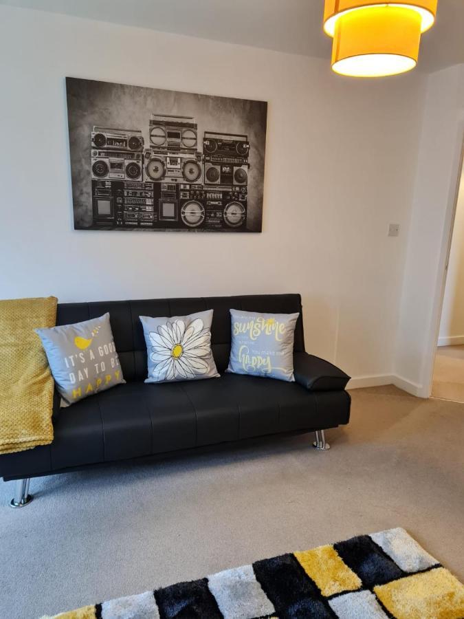 Appartement Patton Place, Warrington, 1 Bedroom, Safari Themed, High Speed Wifi, Smart Tv, Amazing Train Links, Secure Location, Vibe In A